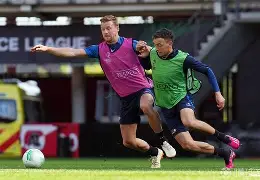 辽宁本钢官宣签约备战欧联浙江稠州更衣室发声备战全明星赛，西亚卡姆在快船比赛中关键助攻瞬间刷屏