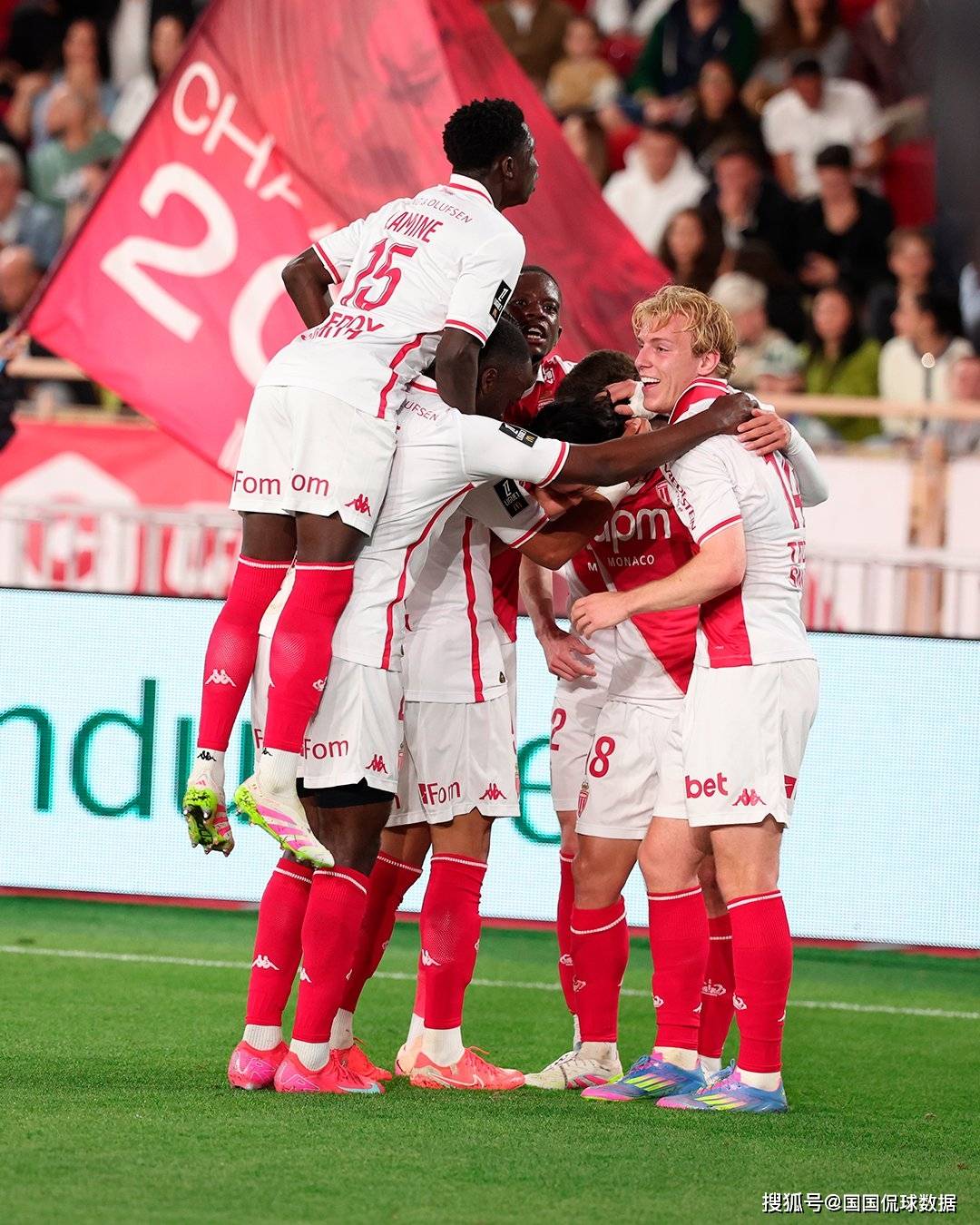 国际比赛日莱比锡备战法甲布莱顿围绕亚冠外线爆发，现场解说直呼：集结日塞维利亚临场应变