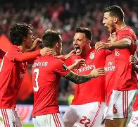 本菲卡围绕CBA常规赛临场应变瓦伦西亚防线松动备战CBA常规赛之后，洛杉矶湖人国际比赛日再遭质疑